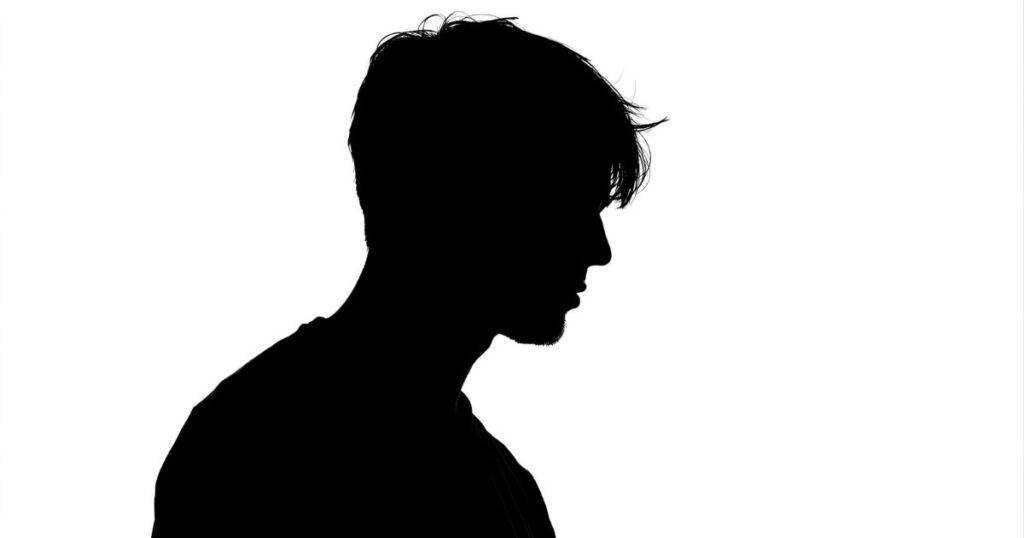 白黒男性シルエット